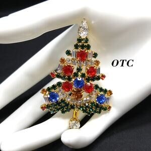 OTC Rhinestone Christmas Tree Brooch, Gold Plated, 1960s Vintage Holiday Jewelry